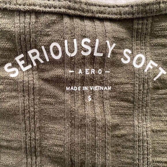 Aeropostale green scoop neck - Picture 4 of 4